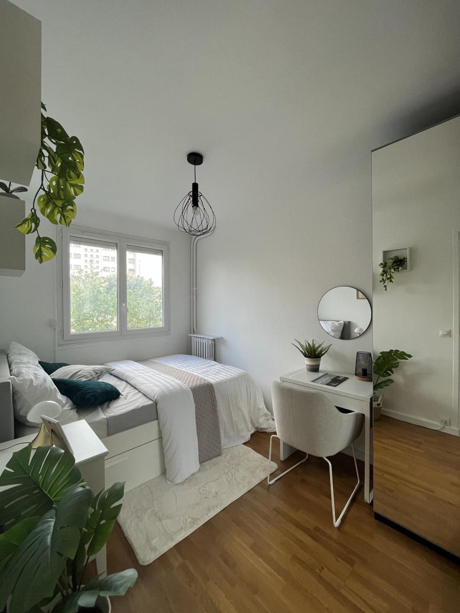 Entire 60M2 Apartment - Close To Paris - Parking - Kitchen - 2Min Rerb - Olympic'24 บรู์-ลา-แรน ภายนอก รูปภาพ